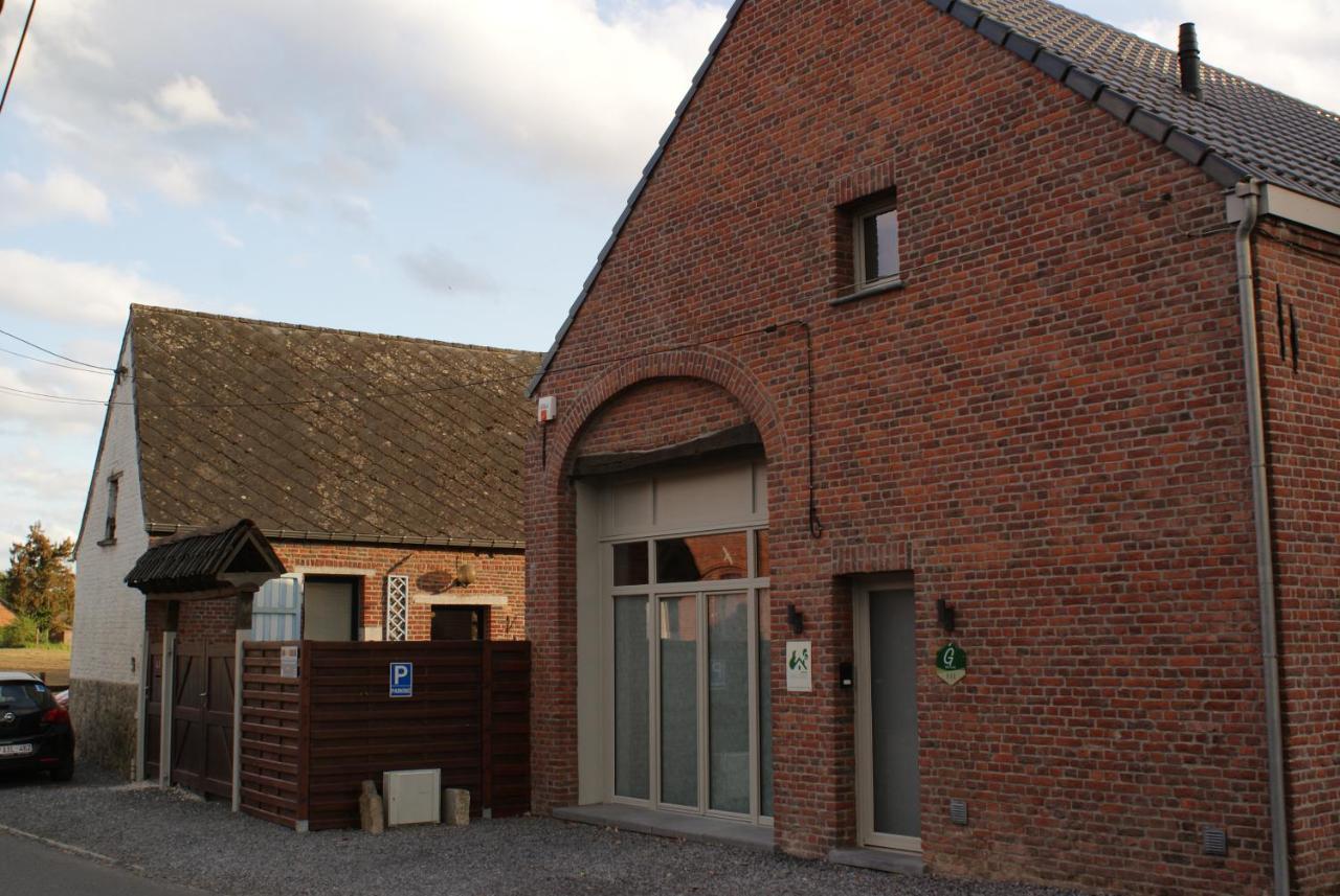 Le Gite De La Reine De Hongrie Soignies Exterior photo